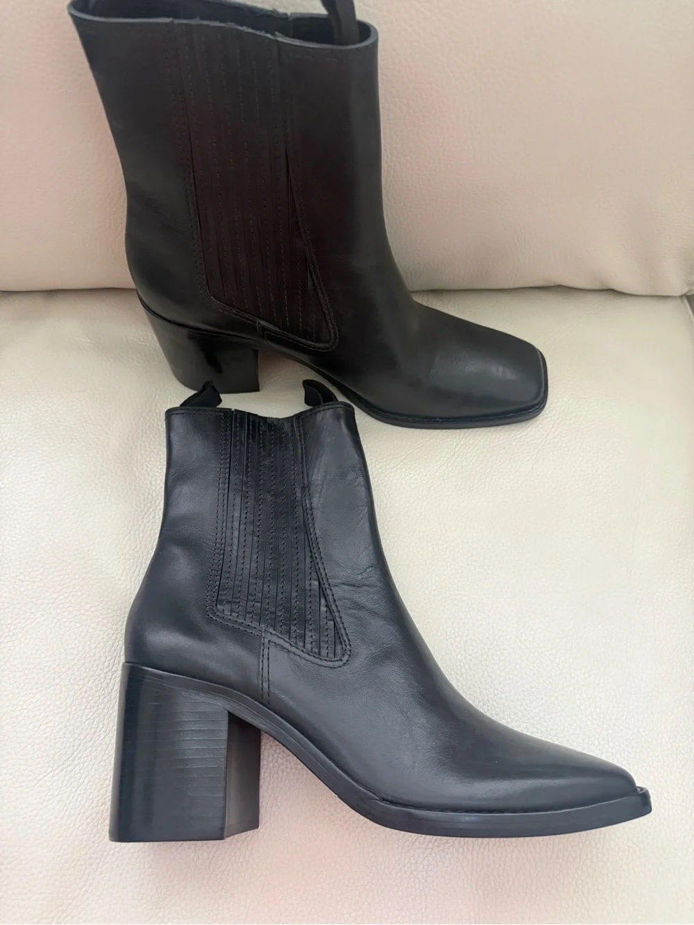 Loeffler Randall Black Leather Chelsea Ankle Boots Stretch Pull On Comfort 10.5